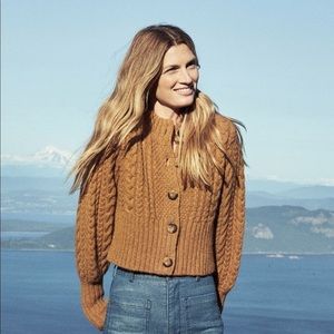 Doen Bernadette sweater in Tabac